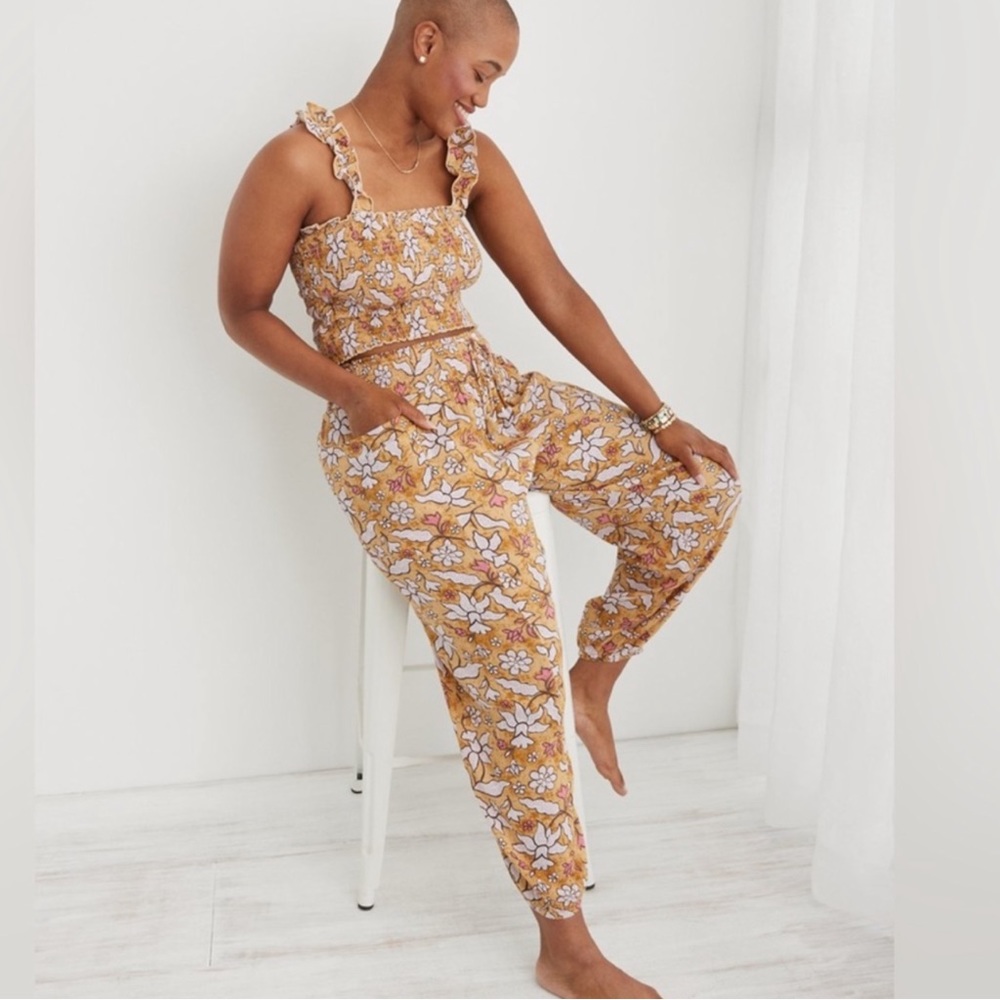 Aerie Yellow Smocked High Waisted Beach Pants Women's Size Medium - Picture 2 of 14